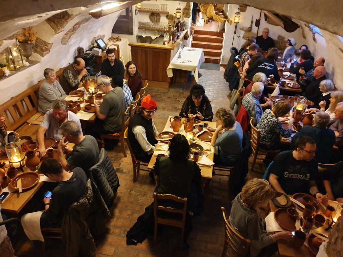 Landgasthaus "Zum Engel" 诺伊莱宁恩 外观 照片